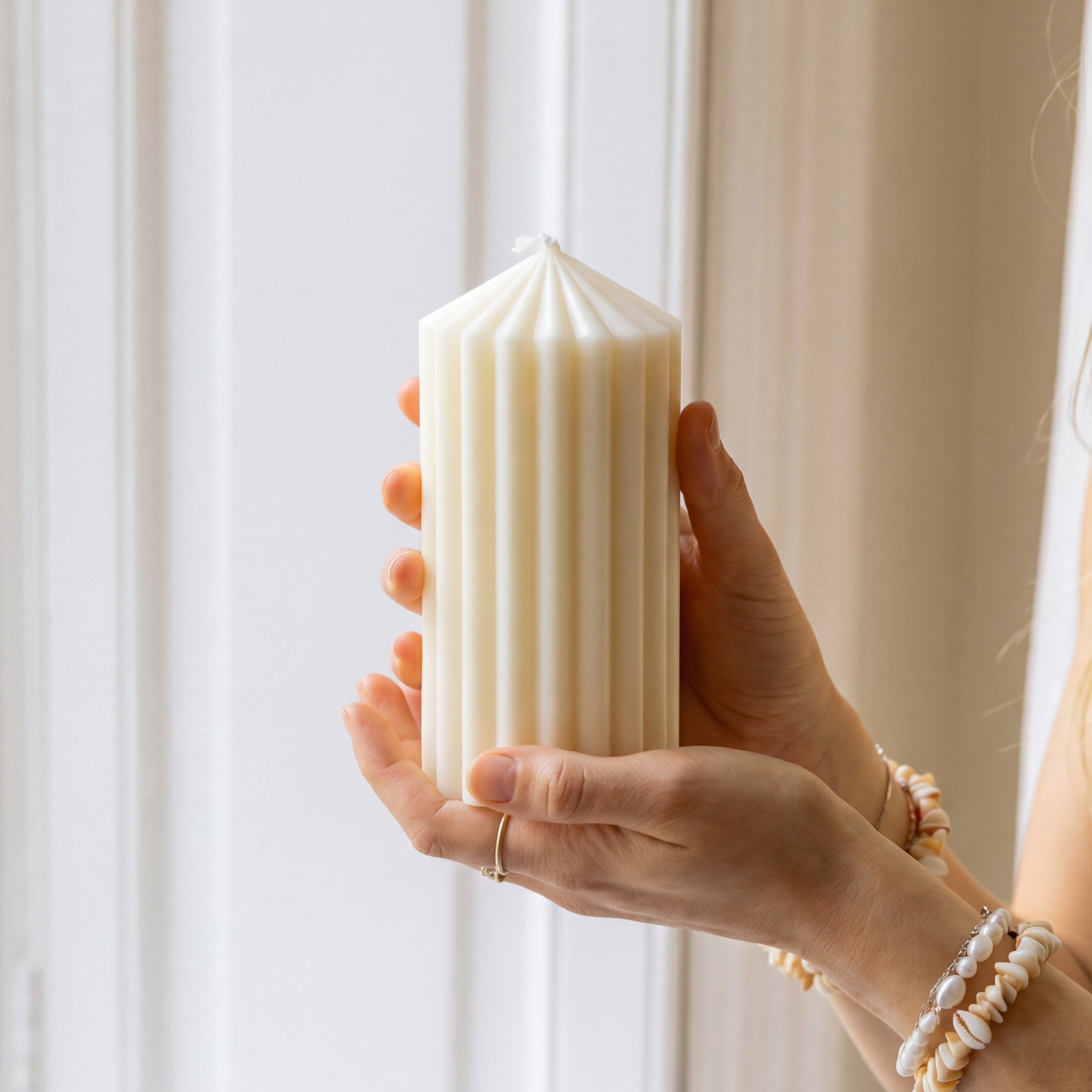 LLIOR Pillar Candle I beeswax soy sculptural pillar candle unscented natural wax